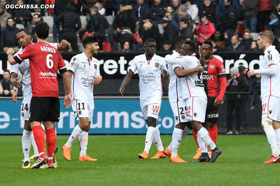 C'est terminé. Nice s'impose 5 buts à 2 et reste en course pour l'Europe