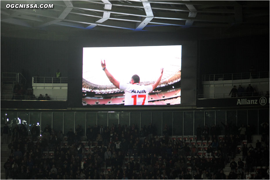 "Tchoa", interdit de stade, lancera tout de même le clapping grâce à une vidéo