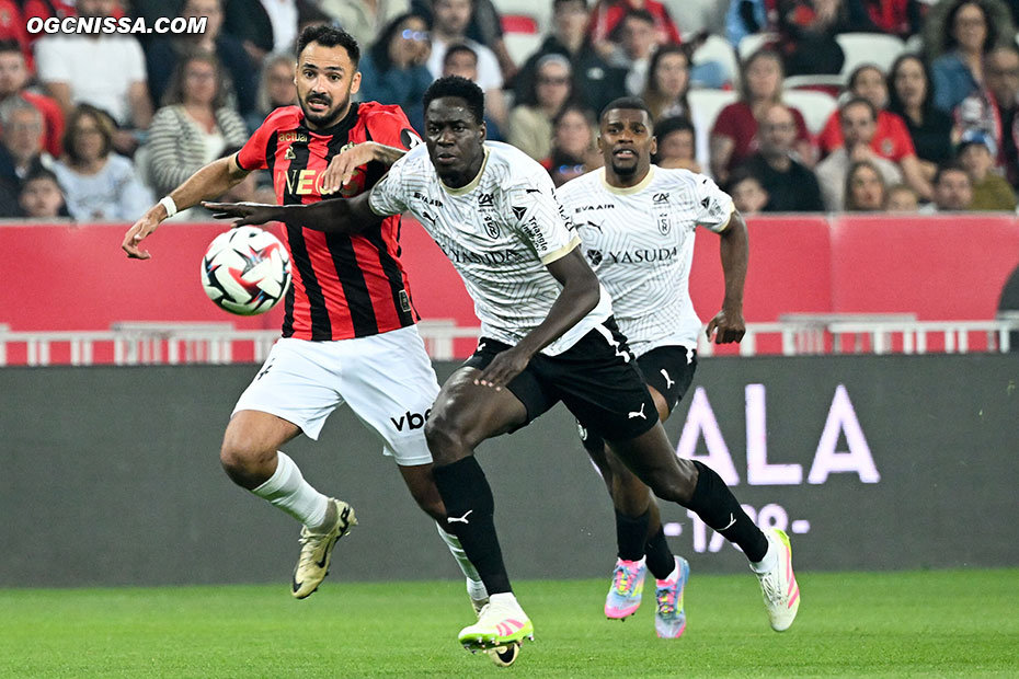 Gaetan Laborde est en attaque pour ce match