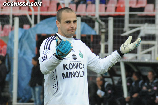 Jérémy Janot, chambré par les supporters niçois, en redemande