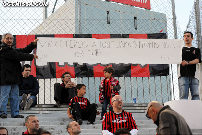 Les supporters n'oublient pas Vic