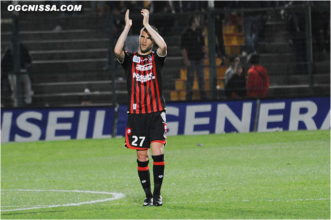 Le capitaine Julien Sablé et les siens, assurés de jouer en Ligue 1 la saison prochaine, pourront jouer libéré à Boulogne lors de la prochaine journée.