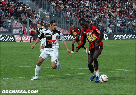 Mamadou Bagayoko à la lutte avec Briand