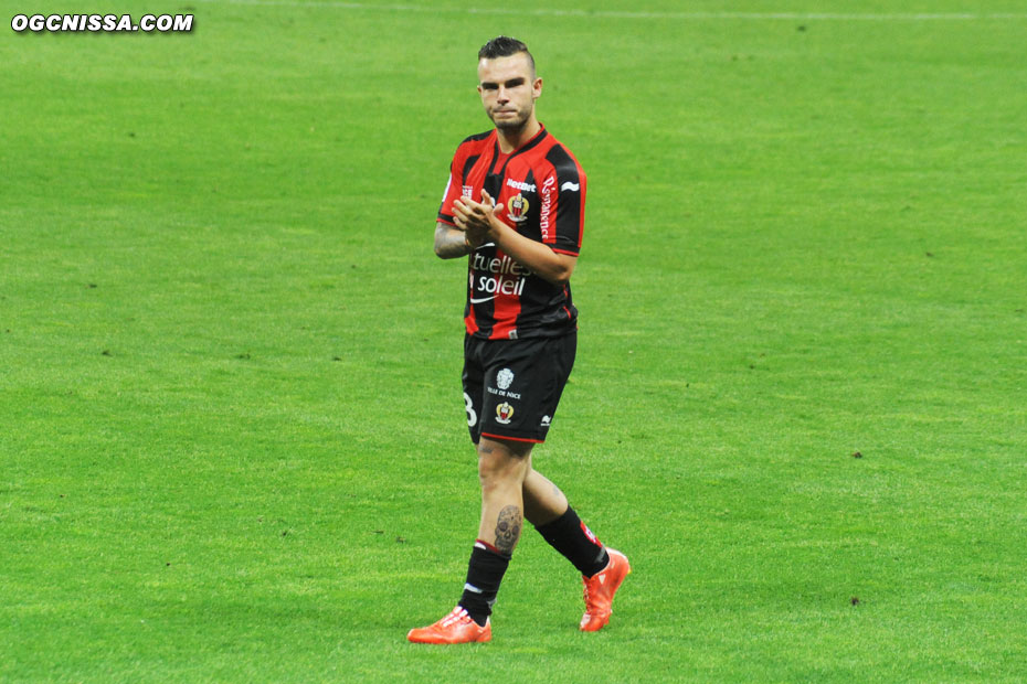 Alexy Bosetti sera l'un des rares à venir saluer le public pour ce dernier match de la saison à domicile.