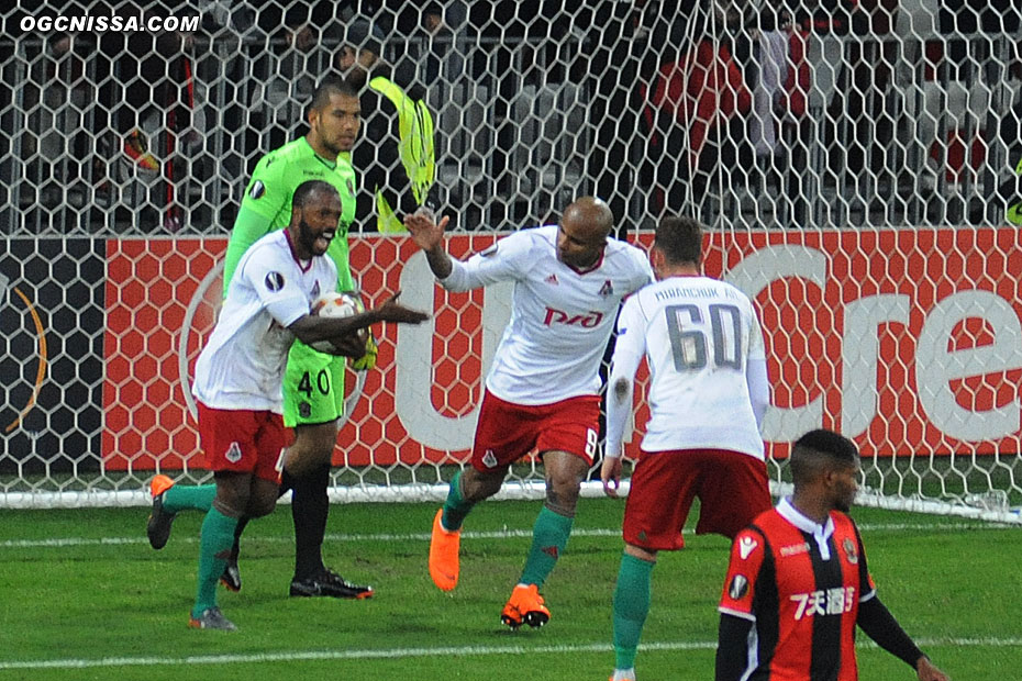 2 buts à 1 à la pause, Walter Benitez a été pris à contre pied