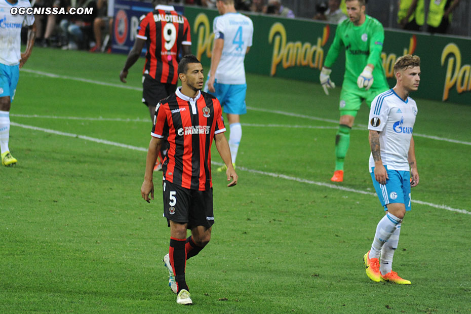 Younes Belhanda fait son entrée à son tour