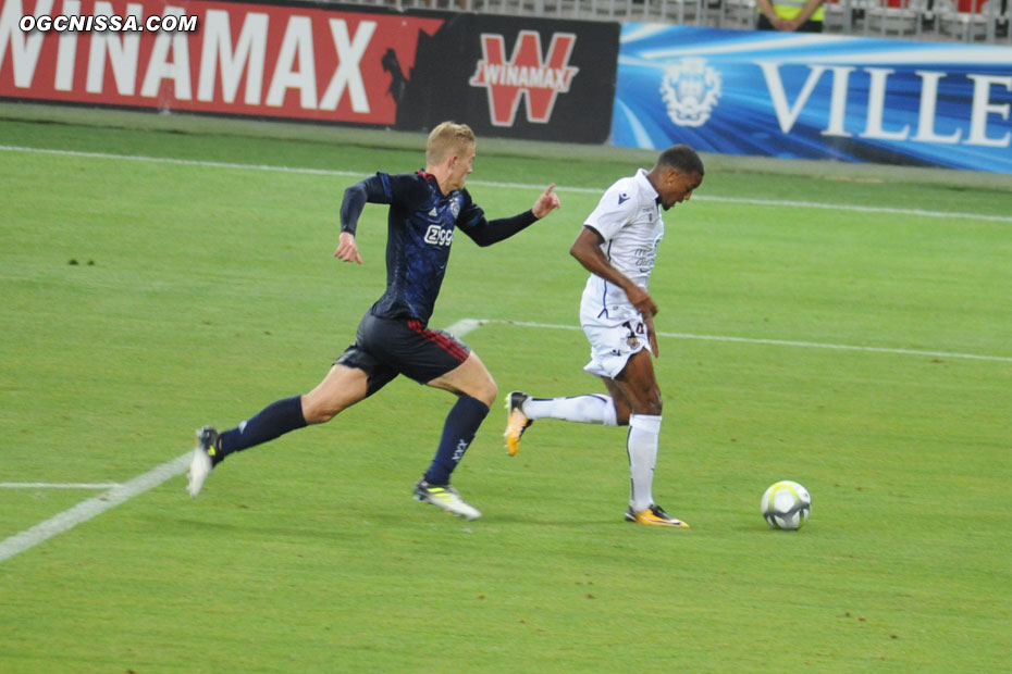 La balle de match pour Alassane Pléa