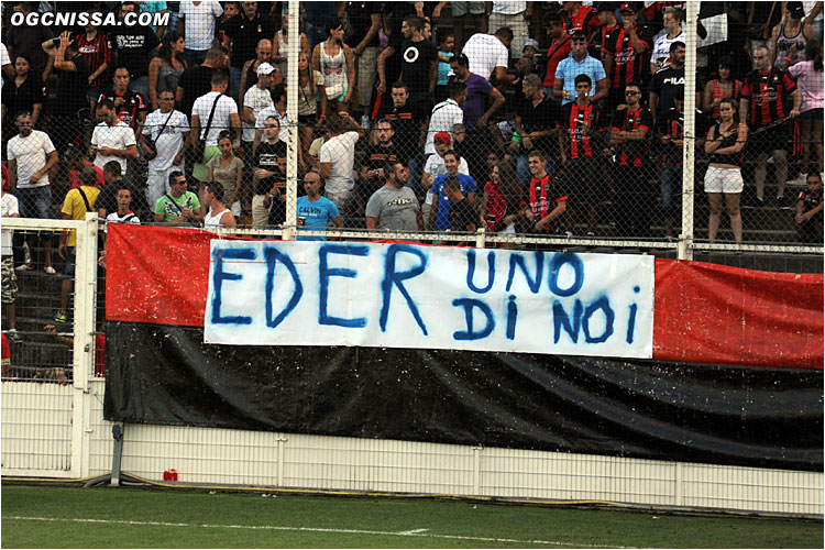 Les supporters niçois n'ont pas oublié le meneur de jeu brésilien