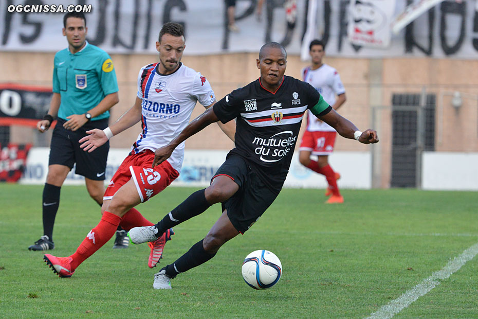 Mahamane Traoré, qui retrouve enfin l'équipe 1. Nice s'impose 1 à 0 face à Fréjus St Raphael.