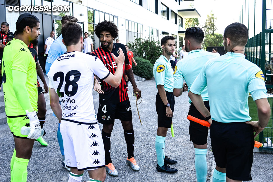 Le Gym du capitaine Dante Bonfim reçoit le Cercle de Bruges pour sa première rencontre amicale