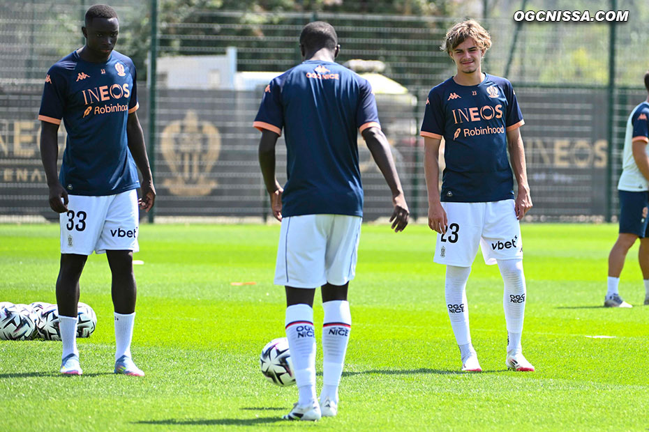 L'échauffement avec Antoine Mendy et Gabin Bernardeau