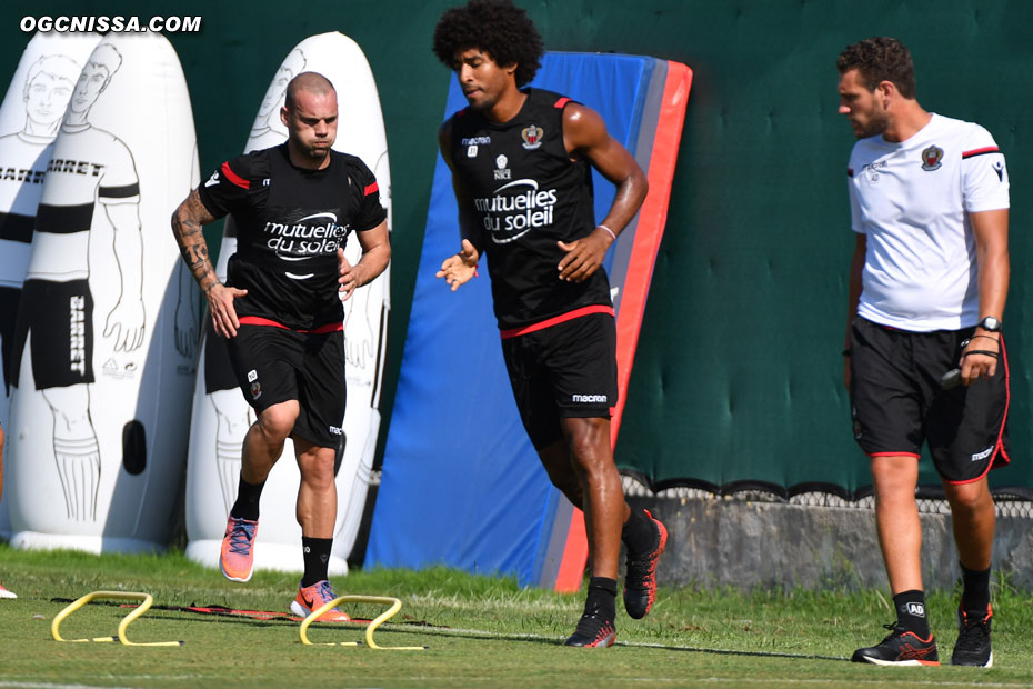 Wesley Sneijder et Dante Bonfim