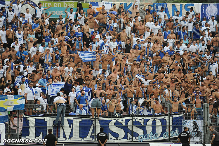 Les supporters visiteurs lors de ce barrage retour d'Europa League