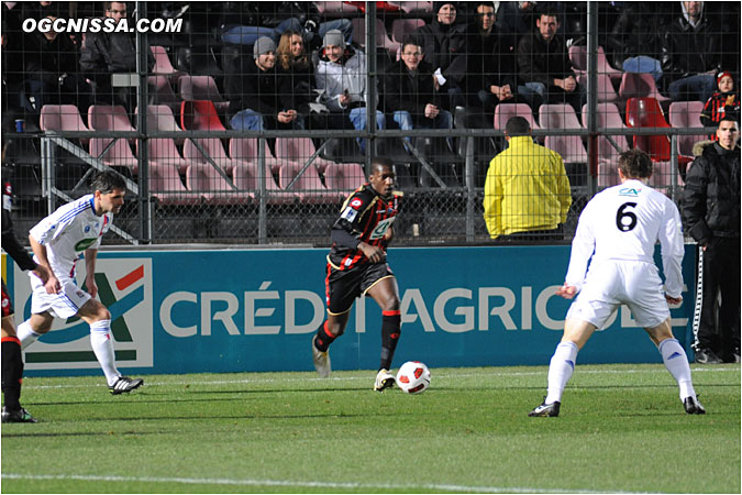 Abdou Traoré est titularisé en meneur de jeu