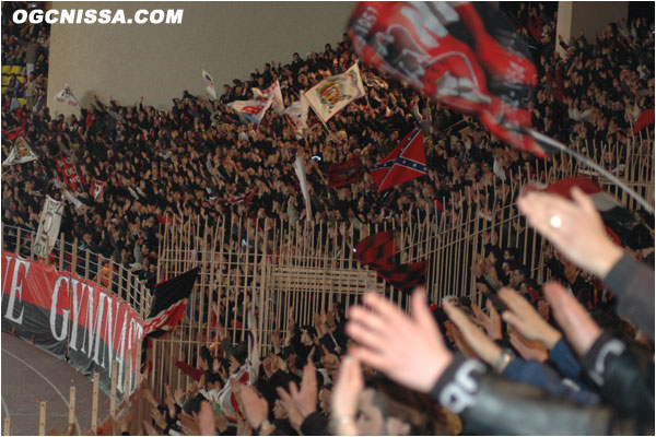 12 février, plus de 10000 niçois se déplacent chez le voisin monégasque, pour les 1/2 finales de la Coupe de la Ligue. La BSN en force.